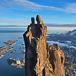 Ξενοδοχείο Marina Lofoten 3*