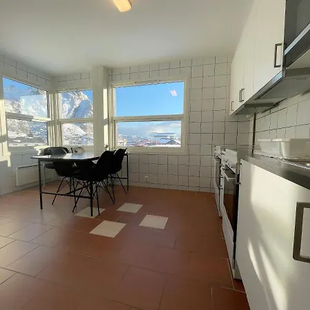 호텔 Marina Lofoten 3*