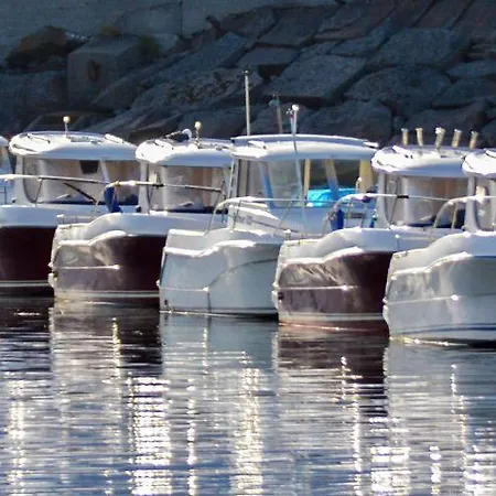 Marina Lofoten Hotel 3*